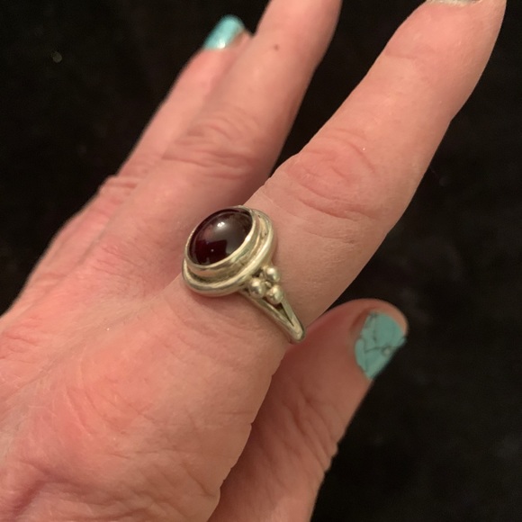 SS ring with dark purple stone - Picture 3 of 3